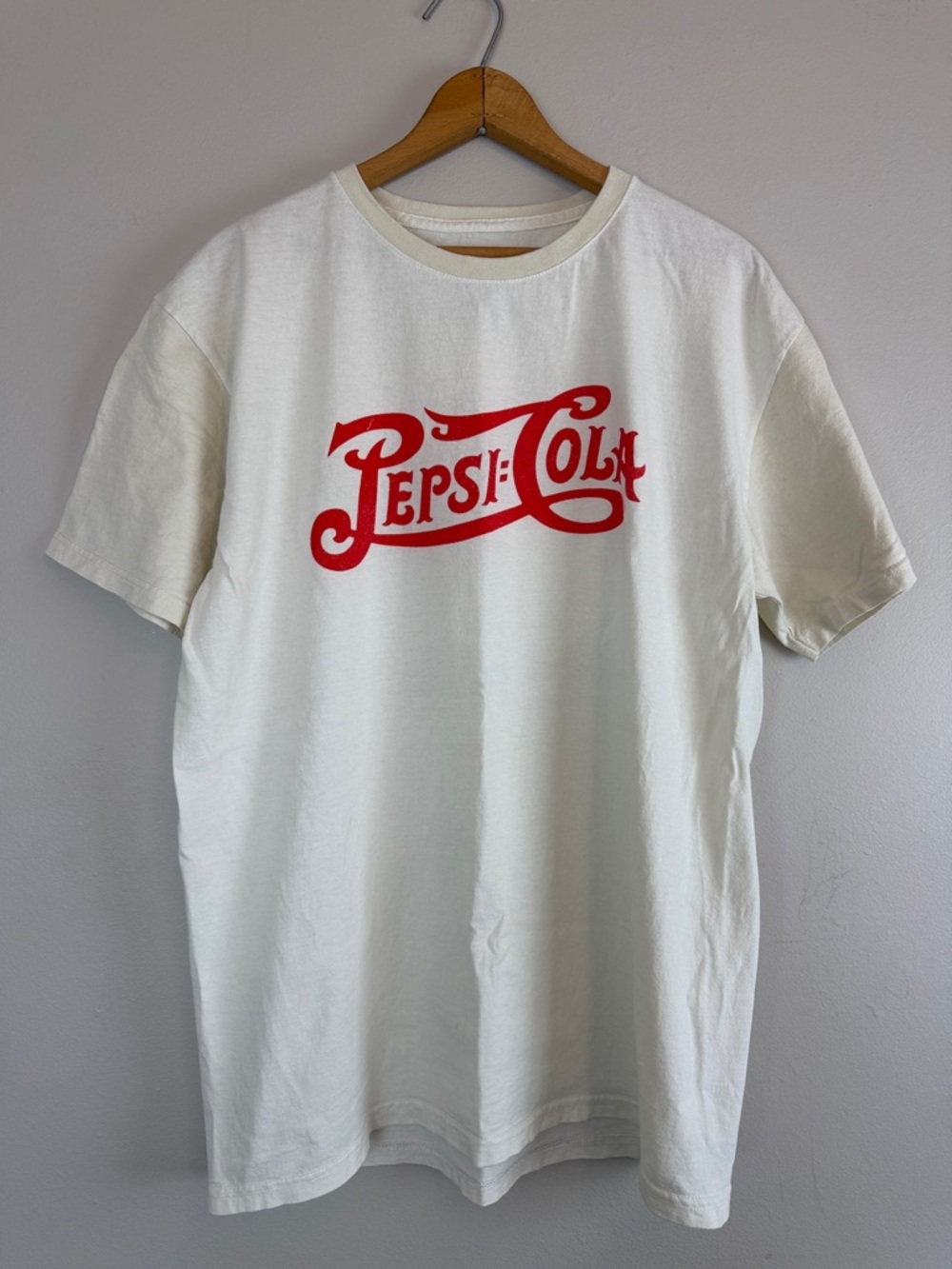 Pepsi-Cola Graphic T-Shirt Men’s Large 2-Tone Vintage Style Logo Front & Back